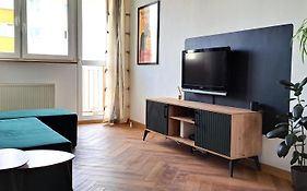 Spacerowa, centrum, 2 pokoje, balkon, dla 1- 4 osób
